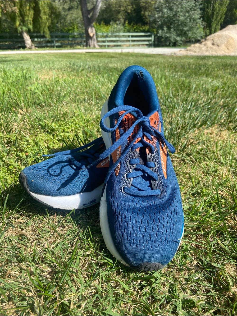 Brooks Men's Blue and Orange Athletic Running Shoes